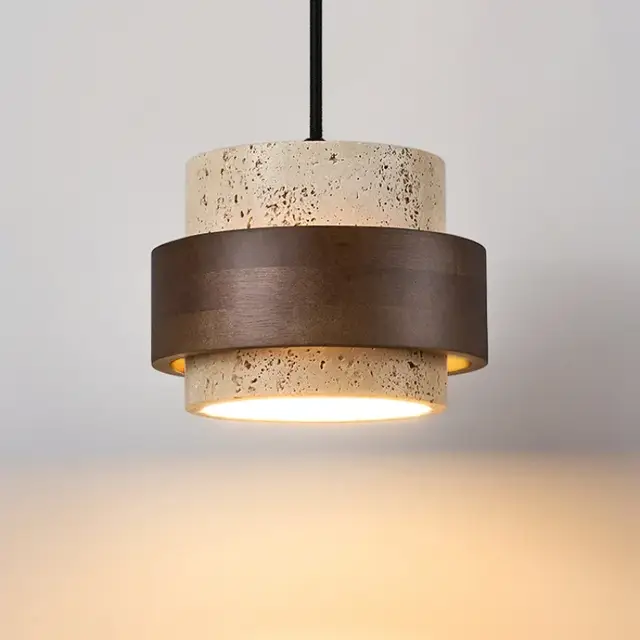 Led hanglamp slaapkamer naast kroonluchter klein steen licht hout